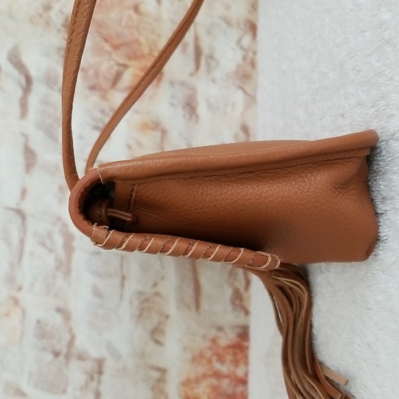 New HOBO Bramble Crossbody - Picture 5 of 16